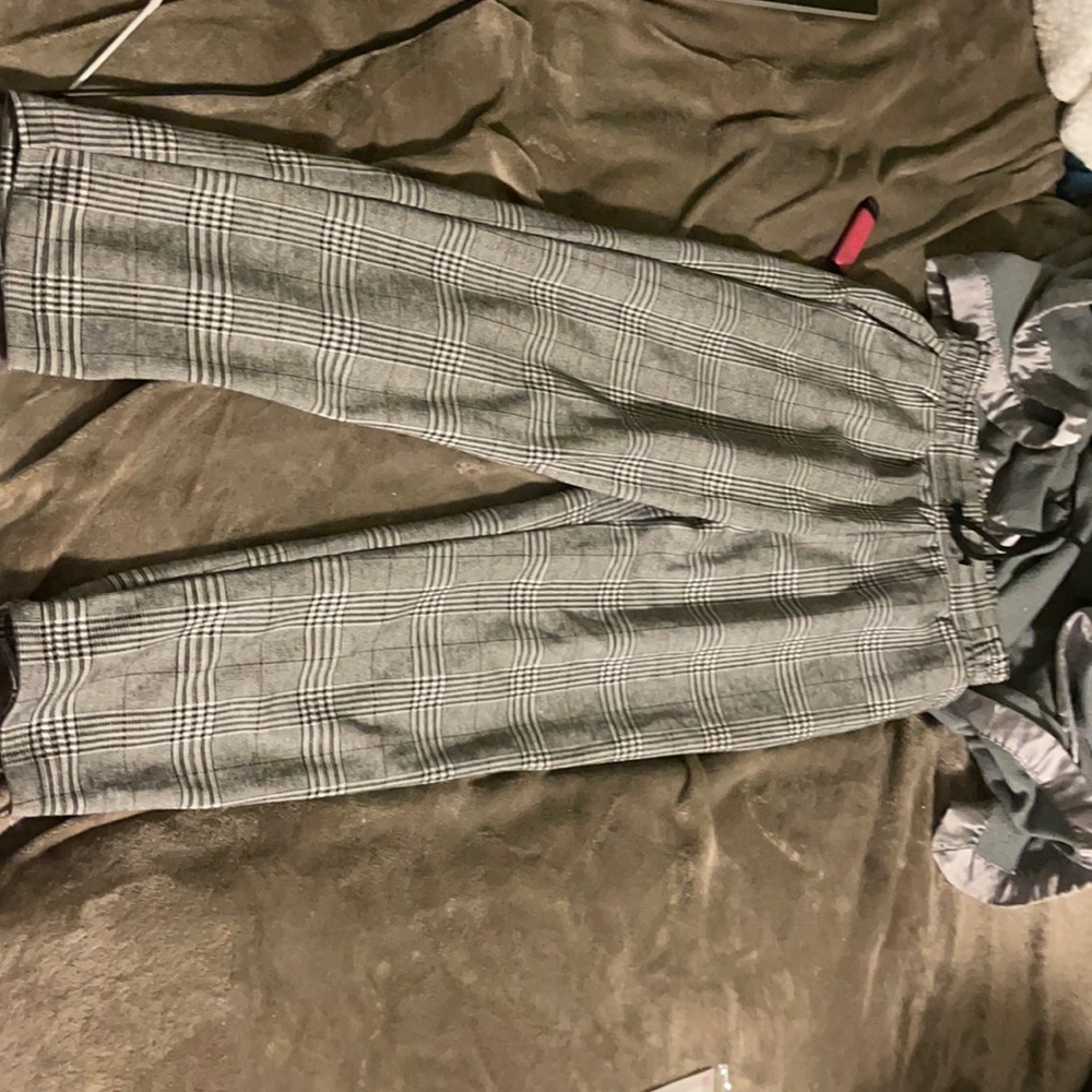a meh day plaid jogger pant